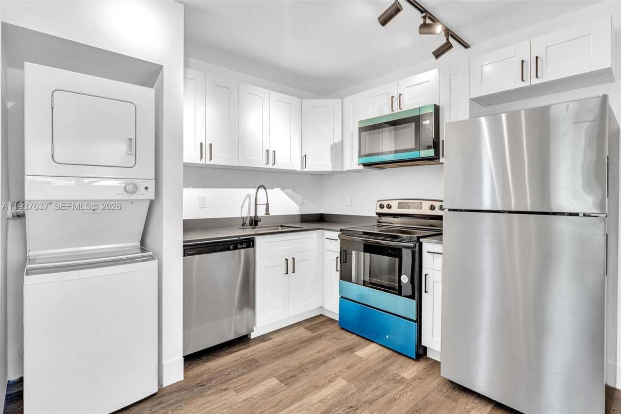 801 Southwest 15th Avenue