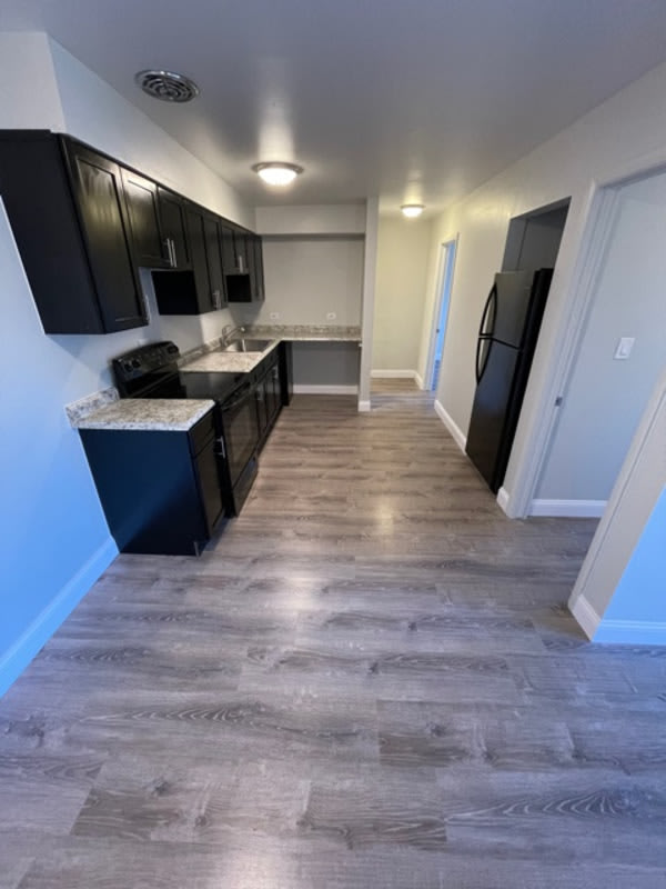 517 S. Milwaukee Avenue - 517-05