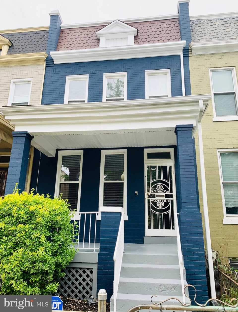 1139 MORSE STREET NE