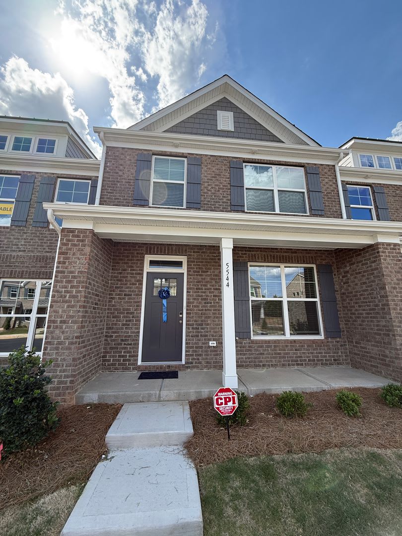 Brand New Townhome in Hickory Ridge School district
