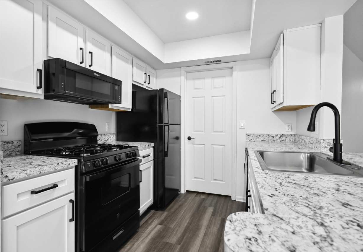 The Residence at Turnberry Apartment Homes