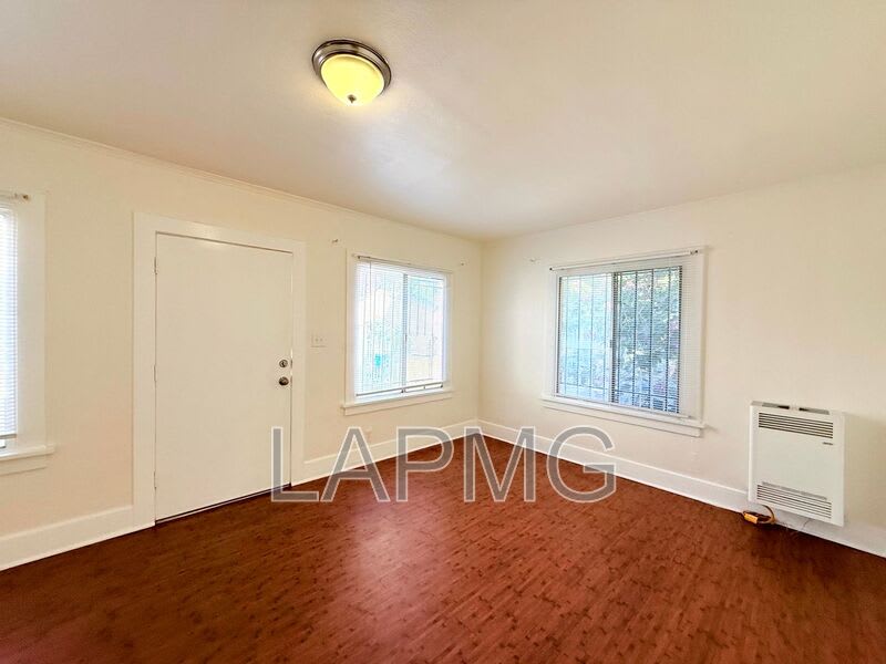 2316 1/2 E. 3rd Street