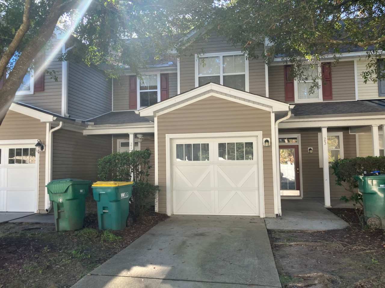 3BR / 2.5 BA At Bluffton Park