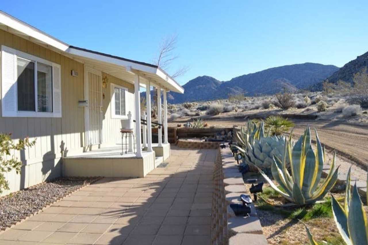 Quiet with Great Views! Available 11/1/25!