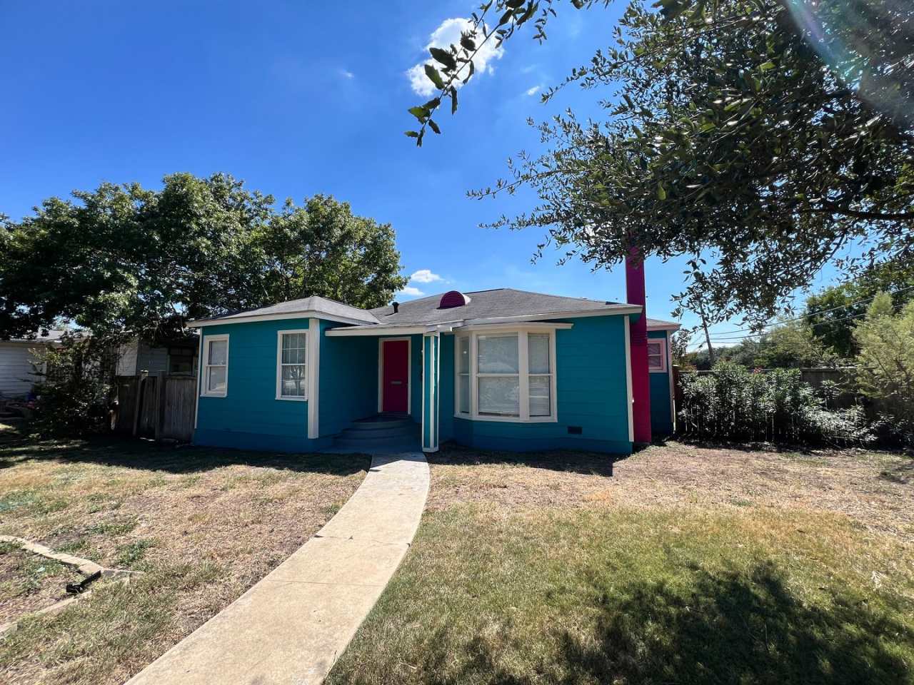 Charming Home In Donaldson Terrace