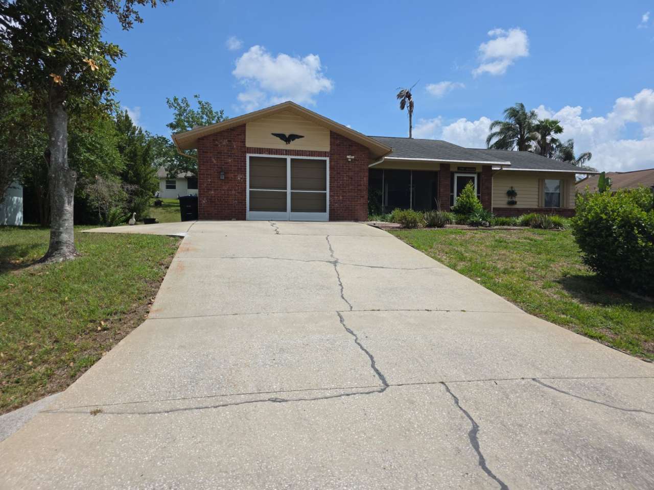 3740 N Honeylocust Dr