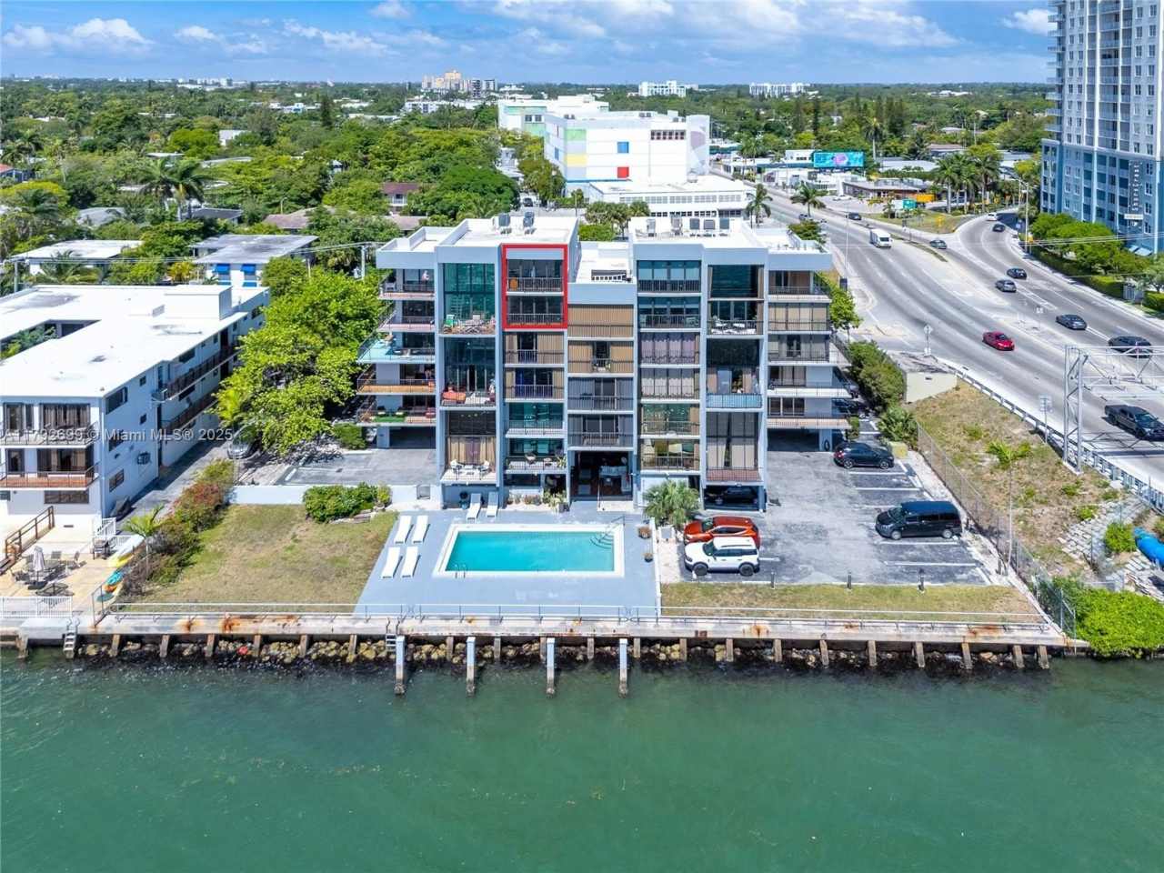7899 NE Bayshore Ct