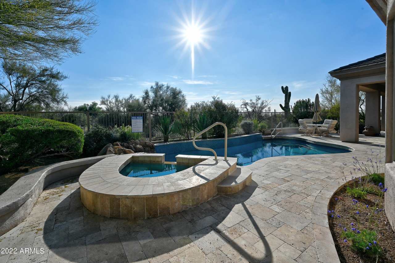 6335 E MARIOCA Circle