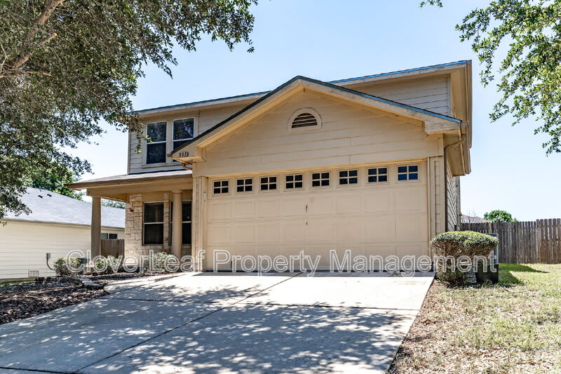 3913 Whisper Ridge