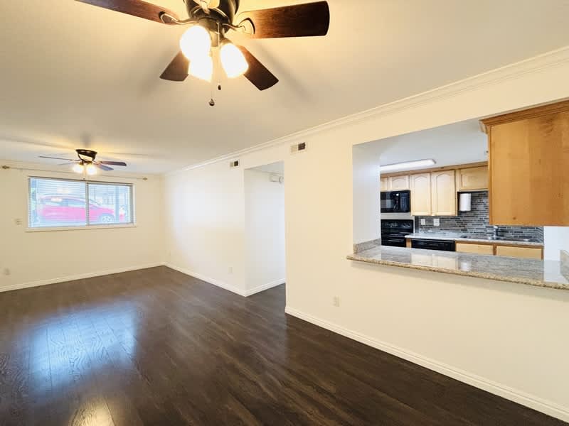 5700 South 900 East, #1 - 1