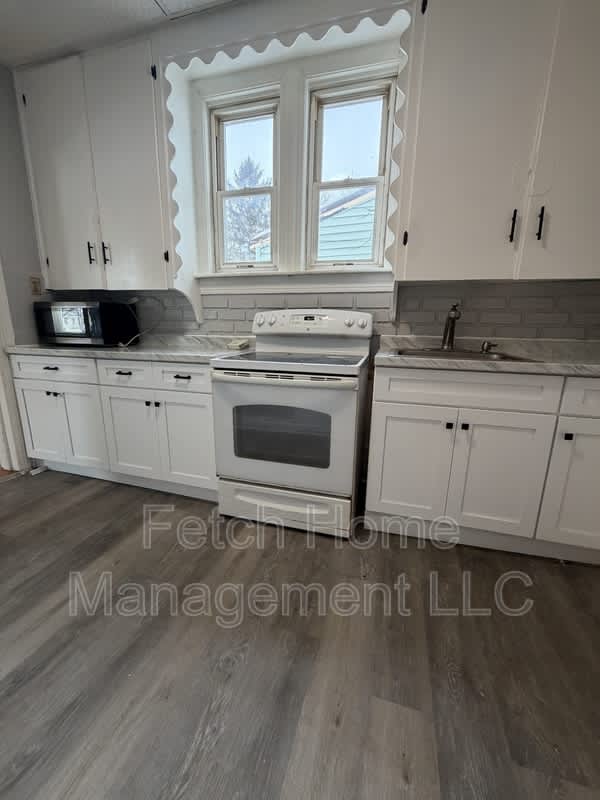 569 West Philadelphia Street - Rear