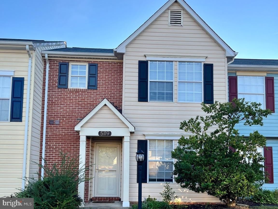 5119 MALLARDS LANDING DRIVE