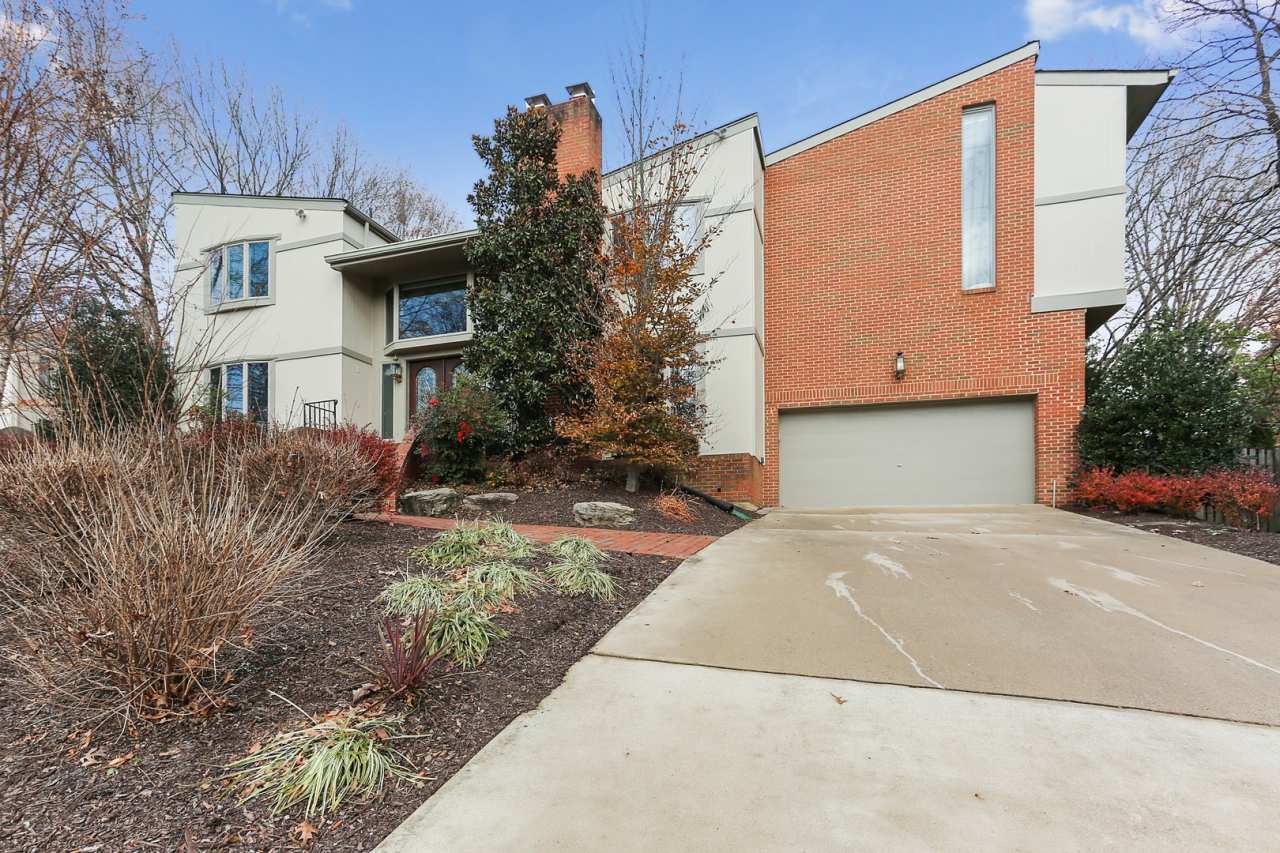 POTOMAC - Stunning Contemporary 5 +4.5BA in Potomac Village