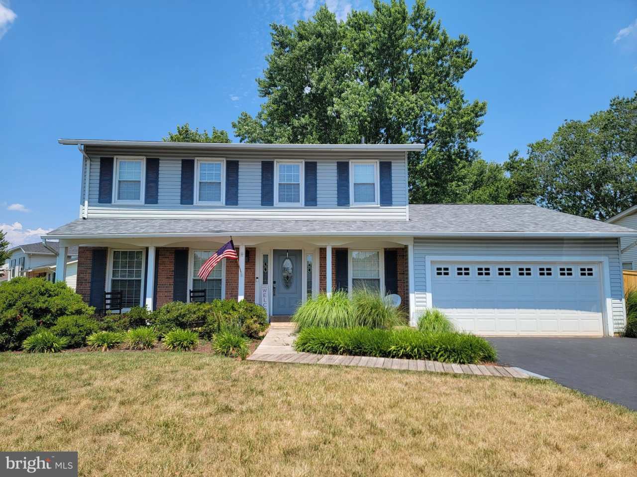 8943 SWEETBRIAR STREET