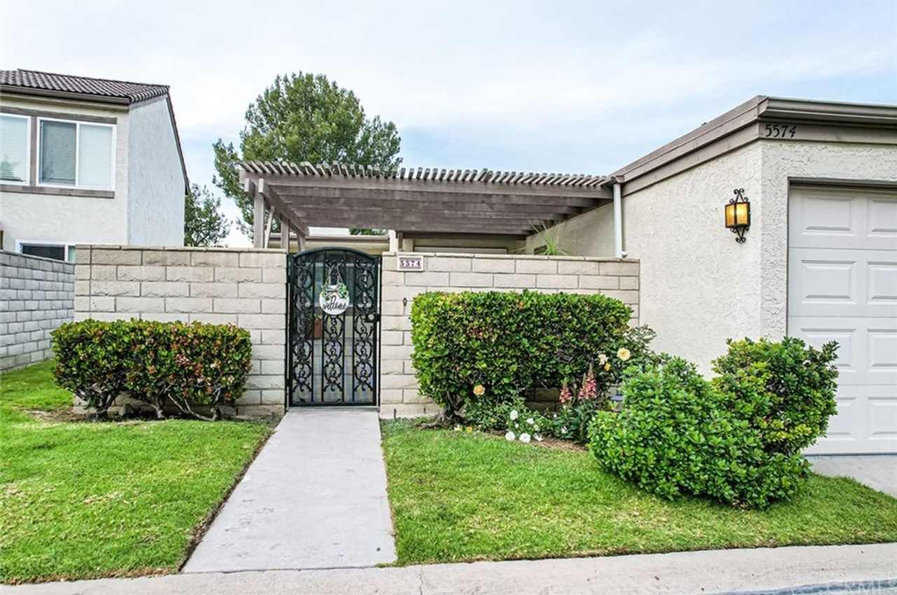 Beautifully Remodeled Single-Story Condo in Rancho Yorba – Available for 12-Month Lease