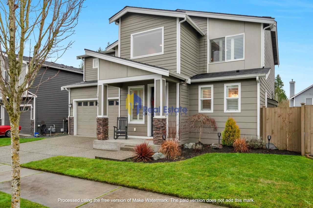 3 Bed 2.5 Bath Home in Snohomish / Monroe Border Fenced Back Yard - Pet Friendly