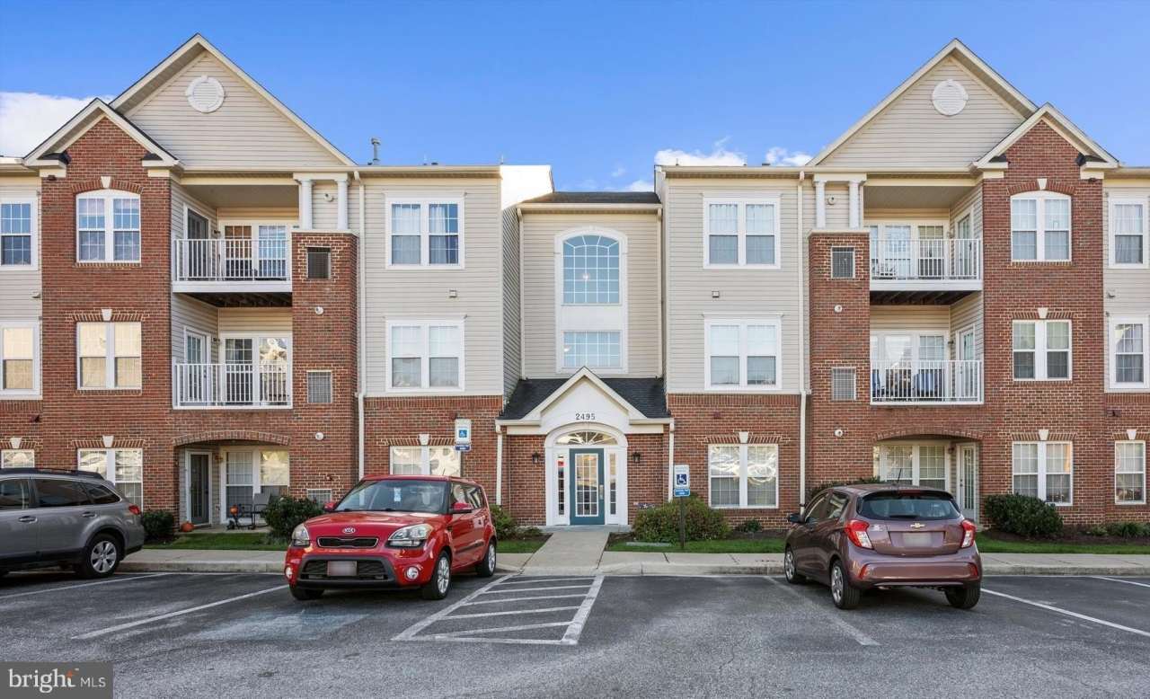 2495 AMBER ORCHARD Court E unit: 303