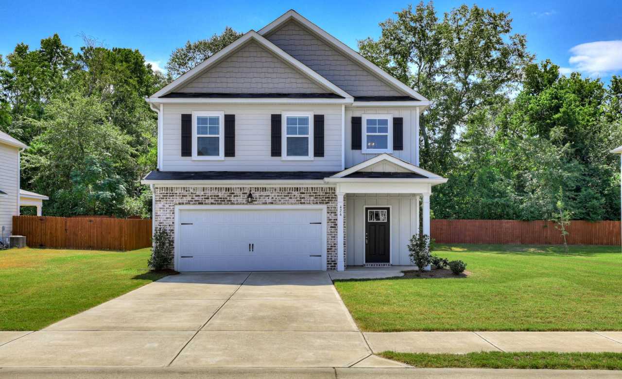 Beautifully maintained 4 / 2.5 home in John's Landing - Martinez, GA! **THANKSGIVING SPECIAL**