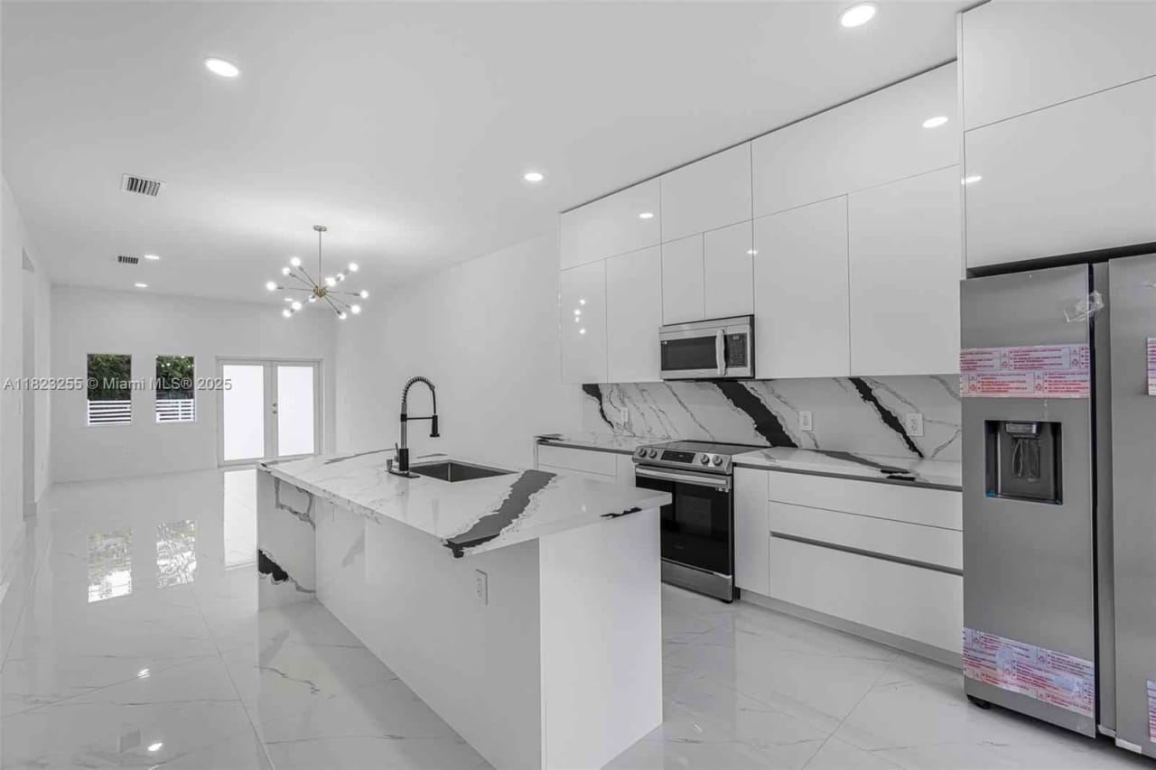 2419 Northwest 97th Street