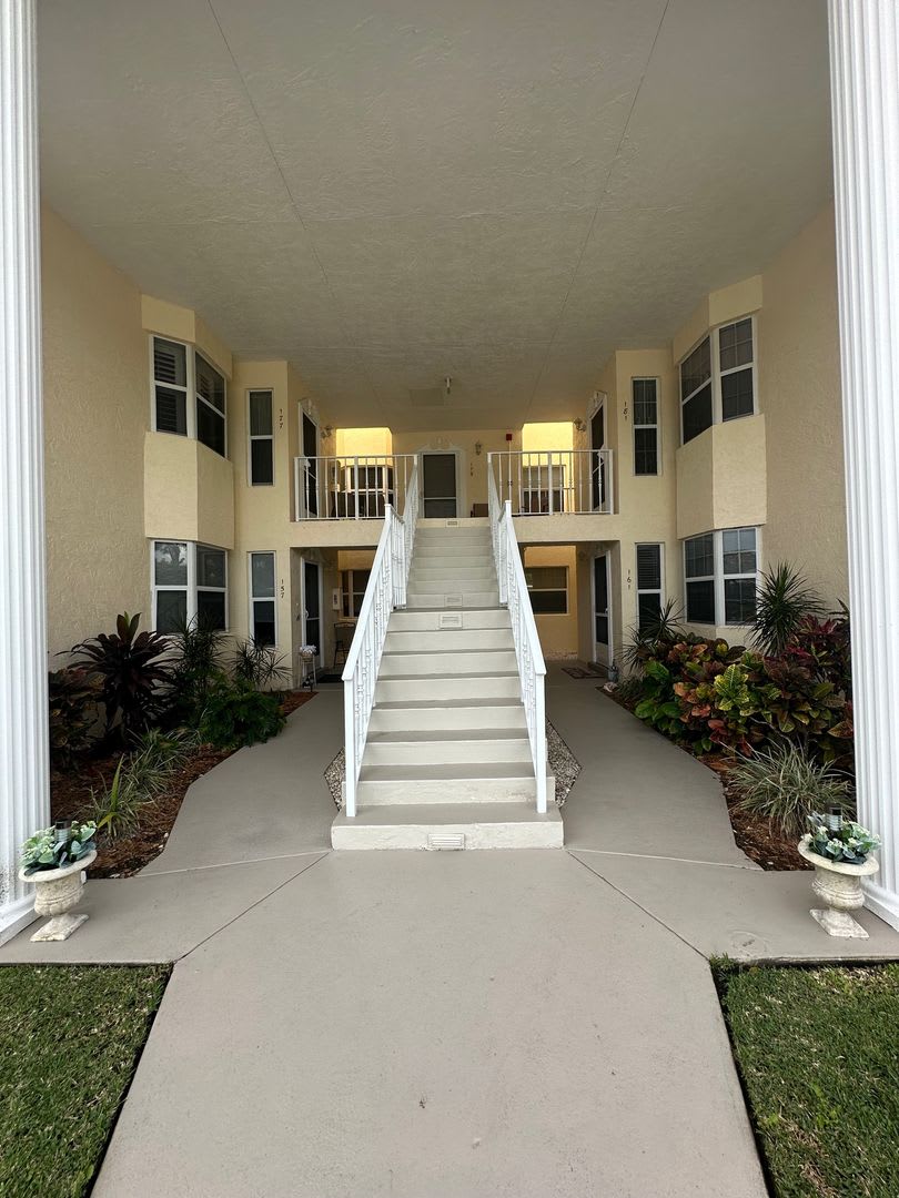 Furnished 2 Bedroom 2 Bath Condo in Grove Isle