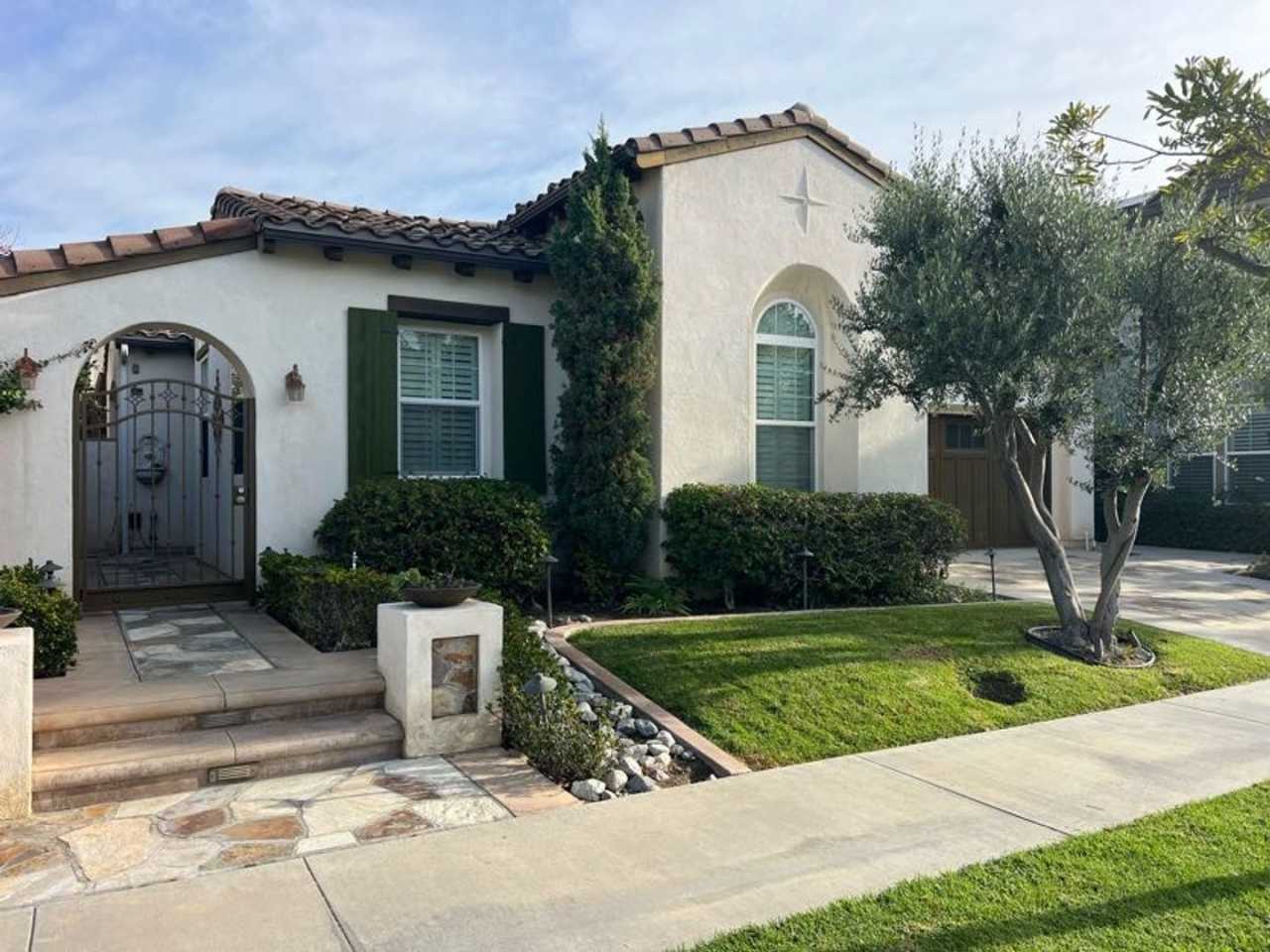 Spacious Single Story Home in Columbus Square