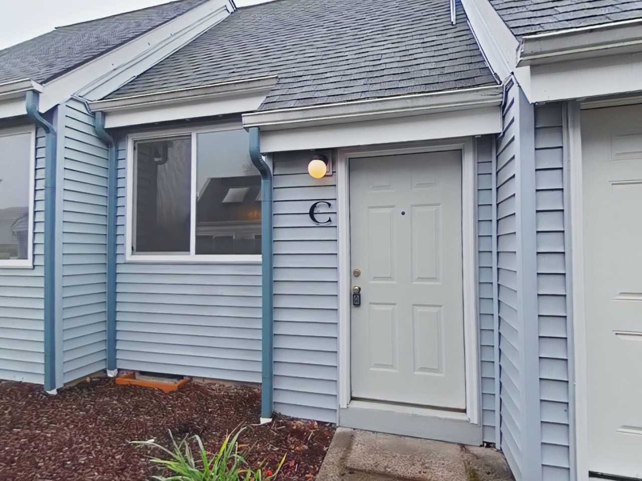 Cozy 1 Bedroom Townhouse ~ South Corvallis