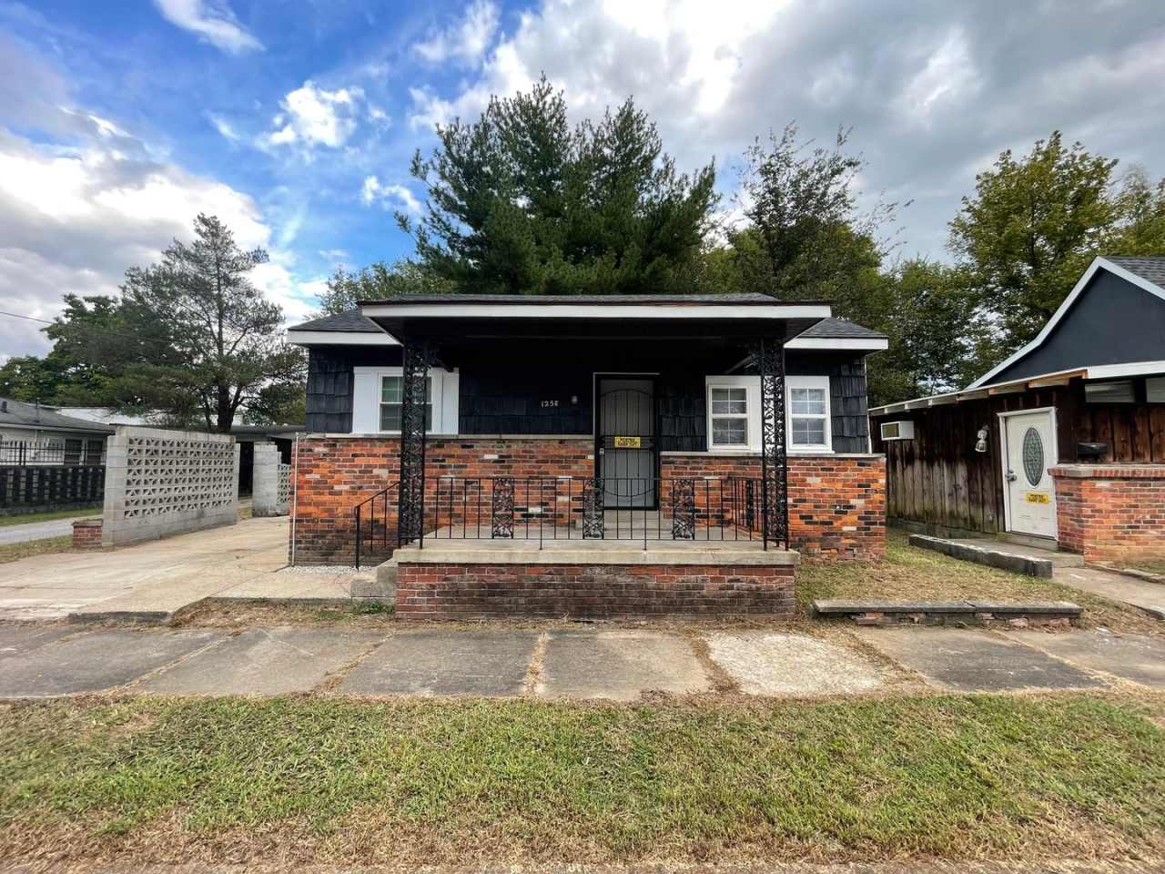 House in Paducah city limits 2–1