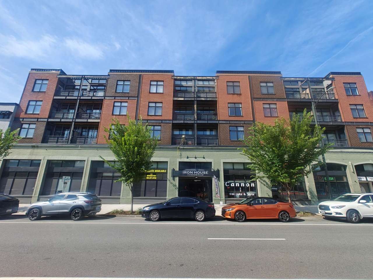 1 bedroom condo in downtown Richmond