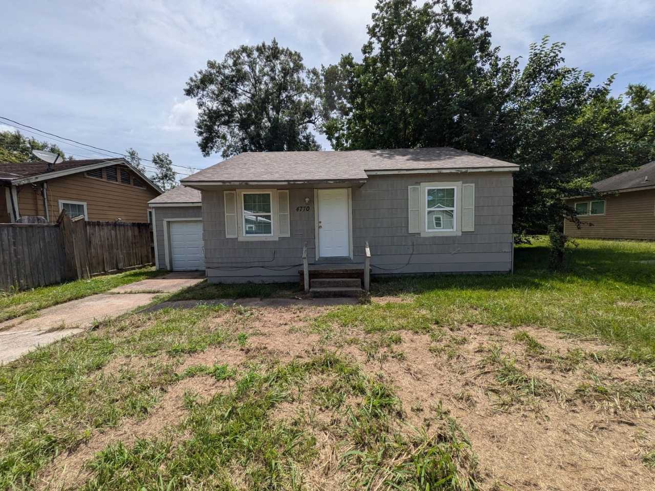 4770 Galveston St., Beaumont, TX 77703 **Move in Special $200 off**
