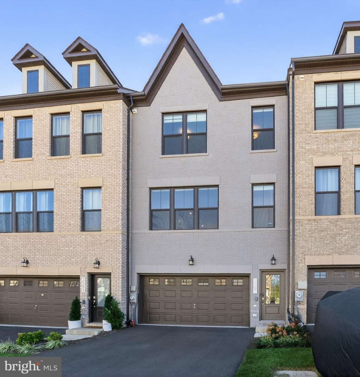 3507 STELLA BLUE Drive