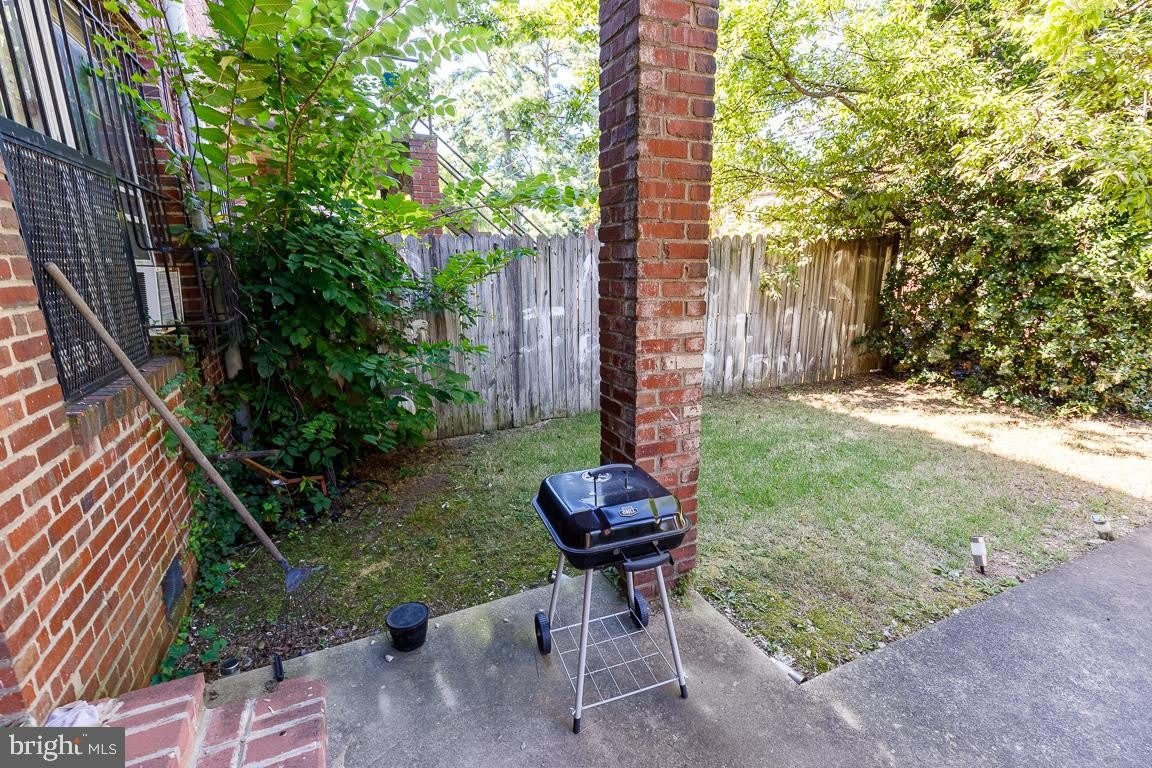 430 MELLON Street SE unit: 2