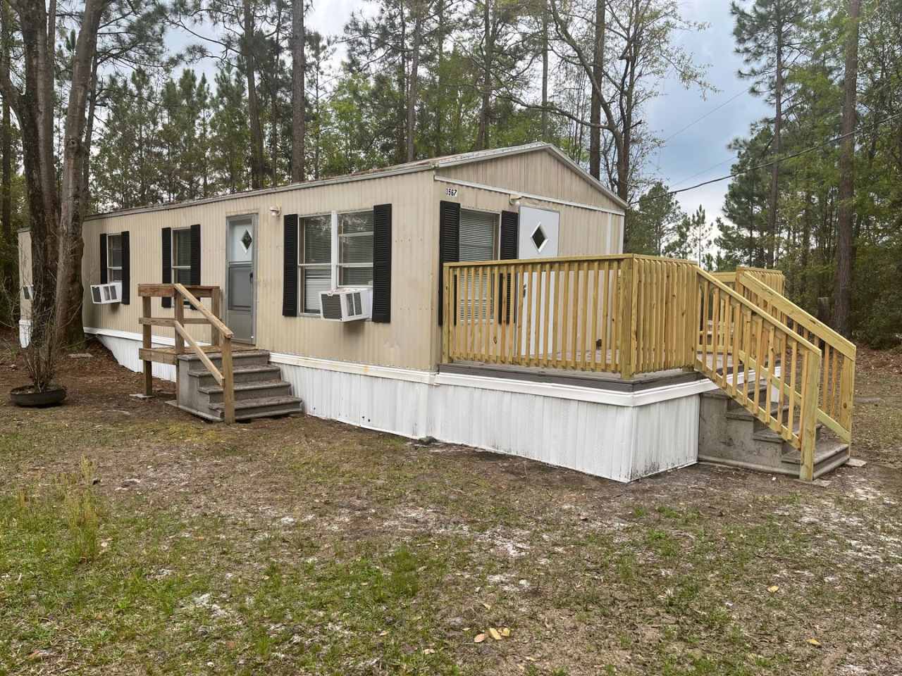 AVAILABLE NOW! Mobile Home with Large Yard in Guyton