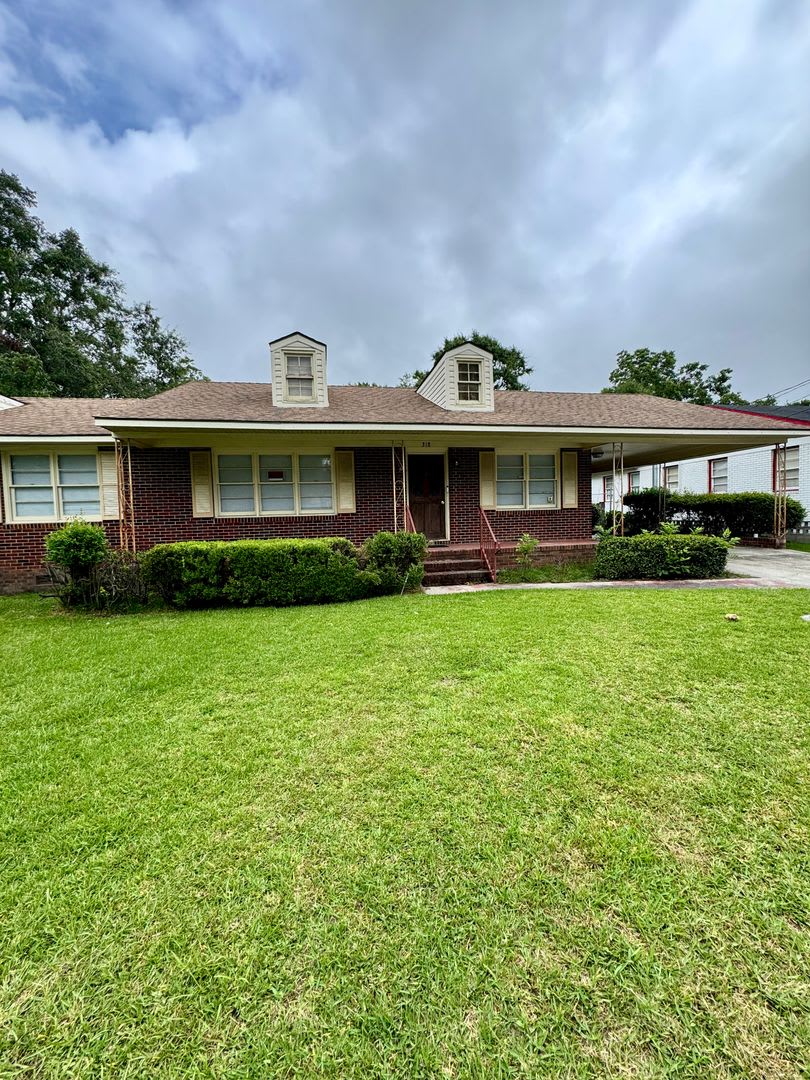 4 Bed 2 Bath Brick House