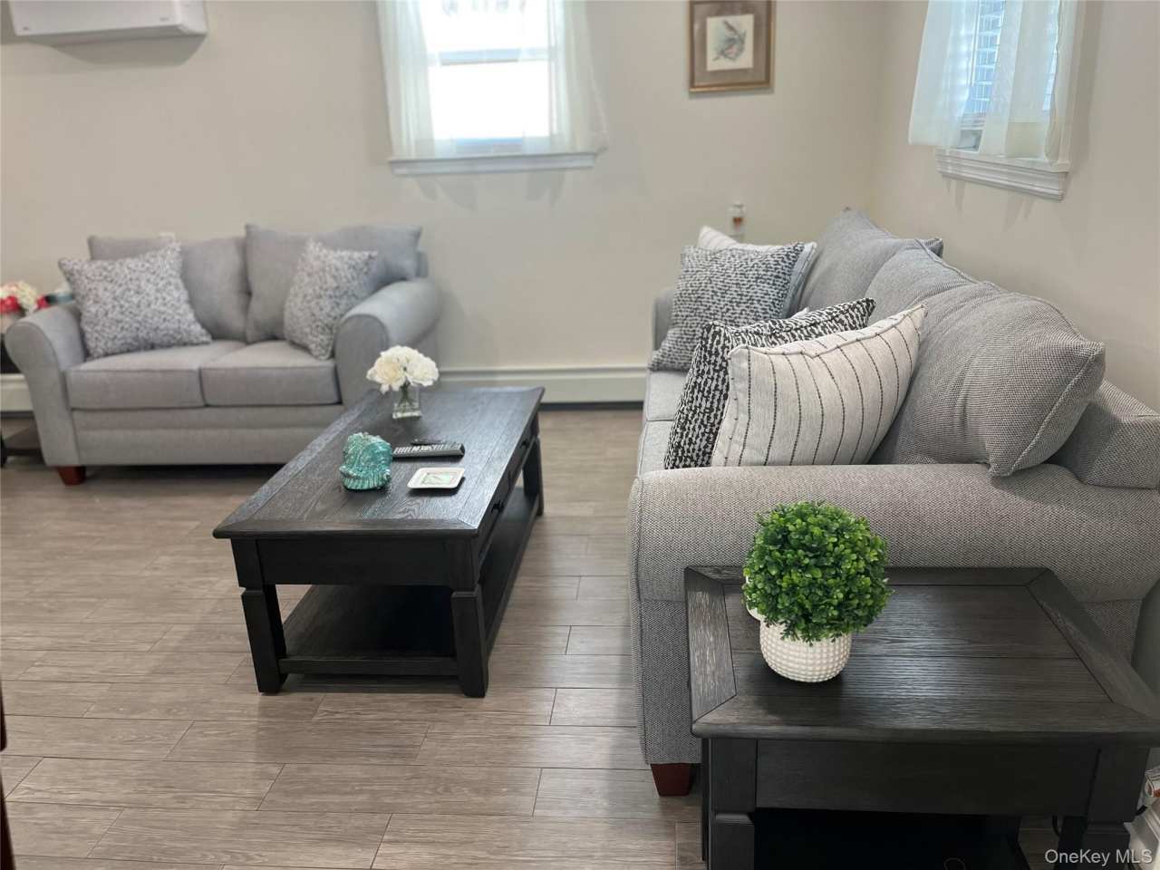 321 W Walnut Street unit: 2