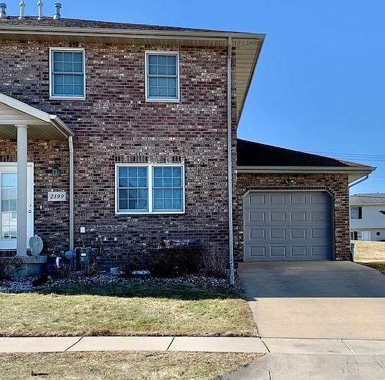 2199 Sunnyslope Drive