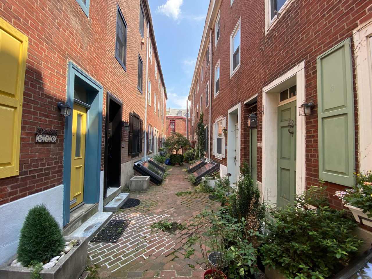 Trinity House in Amazing Society Hill Neighborhood