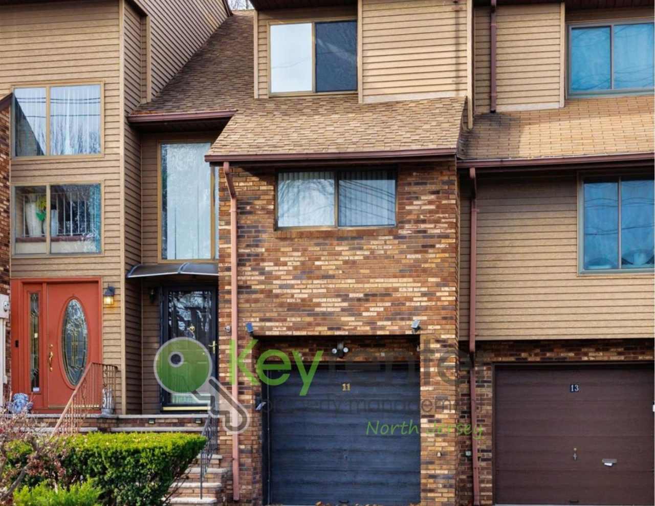 Modern 3-Level Townhome with River Views in Wallington