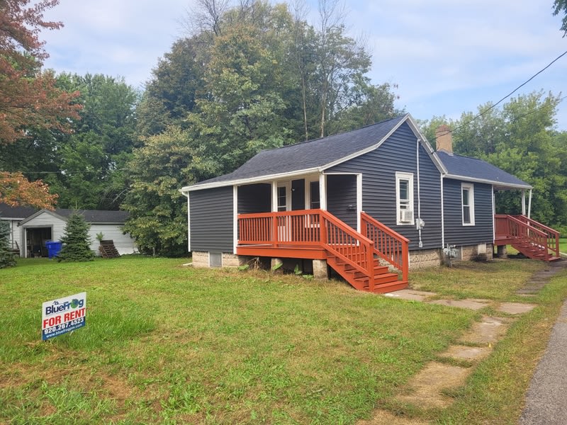 216 West Foster Street