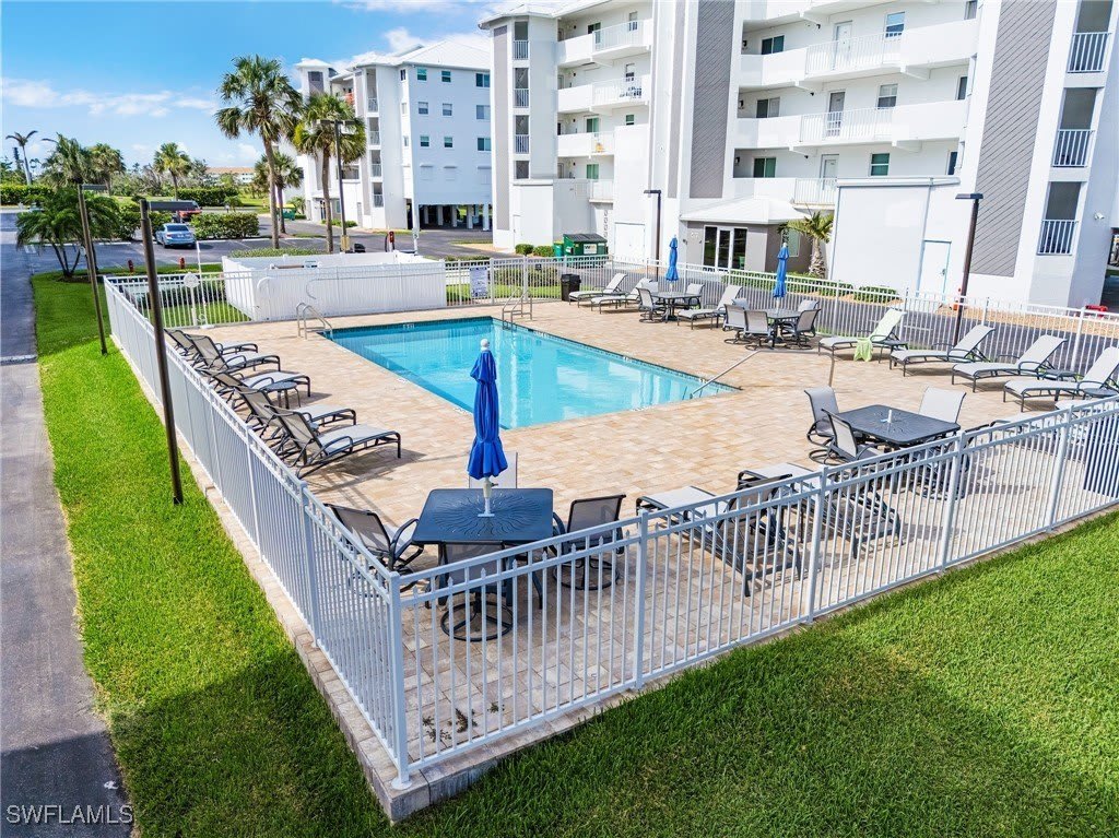 4531 Bay Beach Lane unit: 231