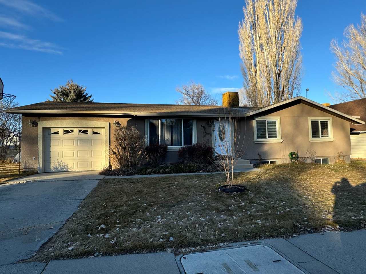 Nice 3 Bedroom/ 3 Bath in Elko