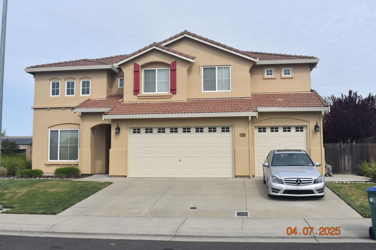 Gorgeous Four Bedroom Home with Three Car Garage/ Granite Counters/ New Paint and Flooring