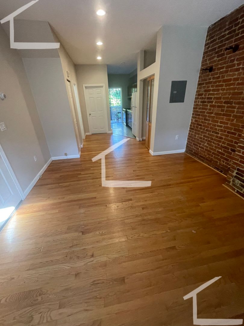 21 Pompeii St #1A Boston MA 02119