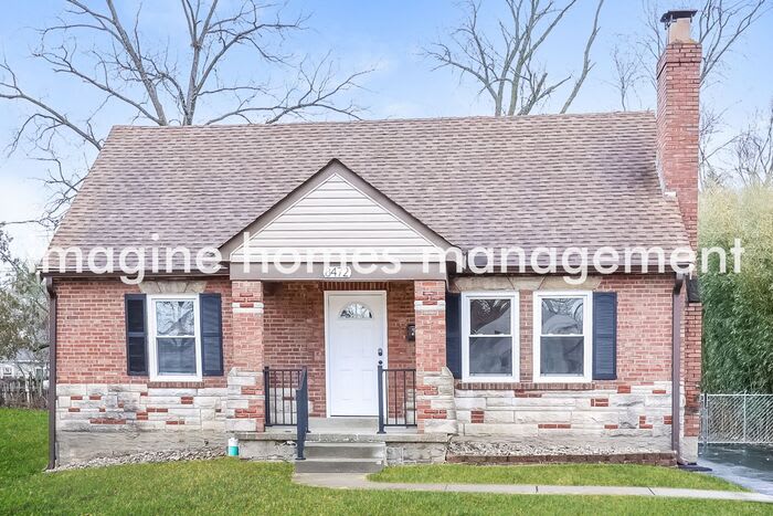 8472 Saint Clair Avenue