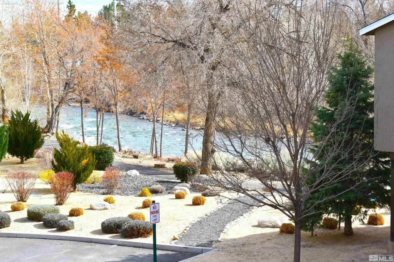 2896 Dana Kristin Lane