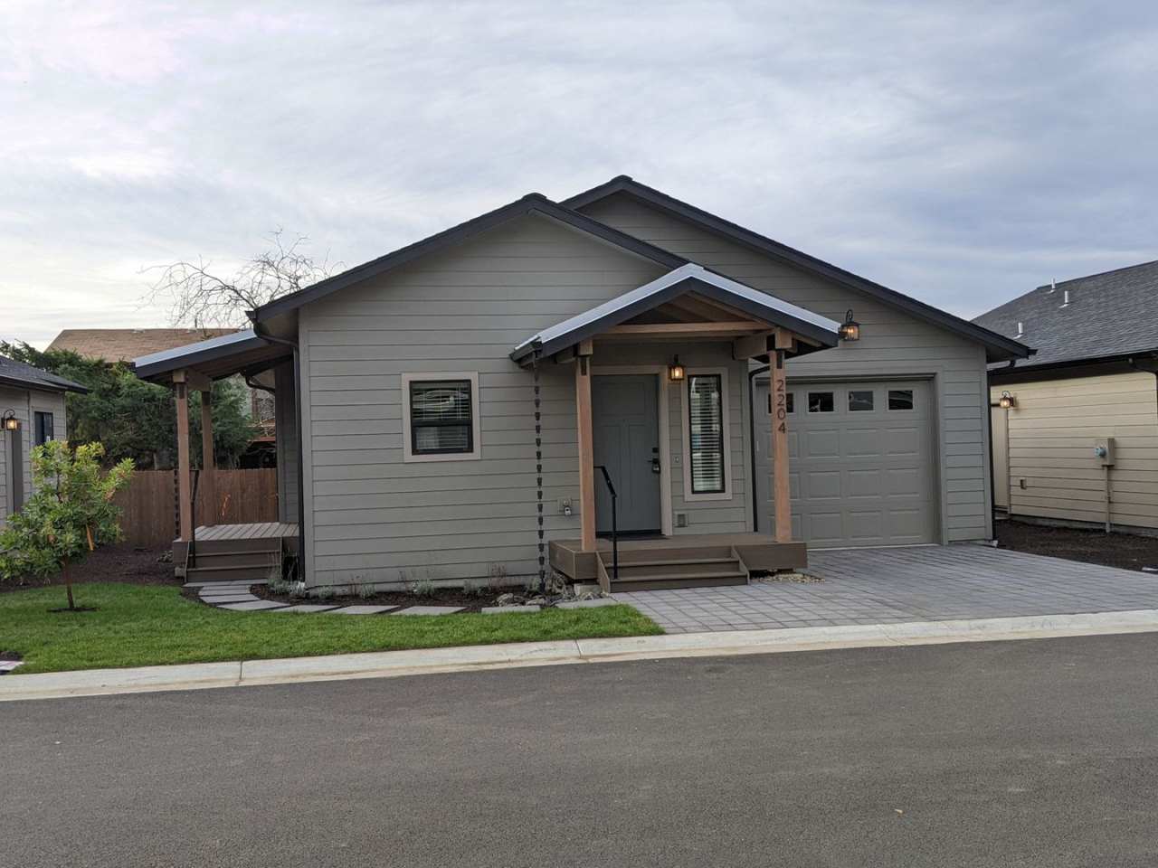Gorgeous 2-Bedroom, 2-Bath Home In Eugene!