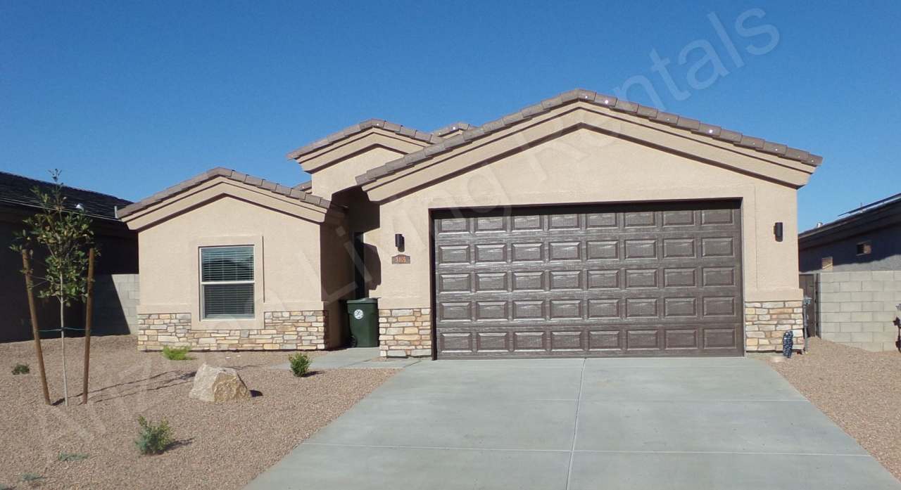 GORGEOUS 3 BEDROOM 2 BATHROOM HOME