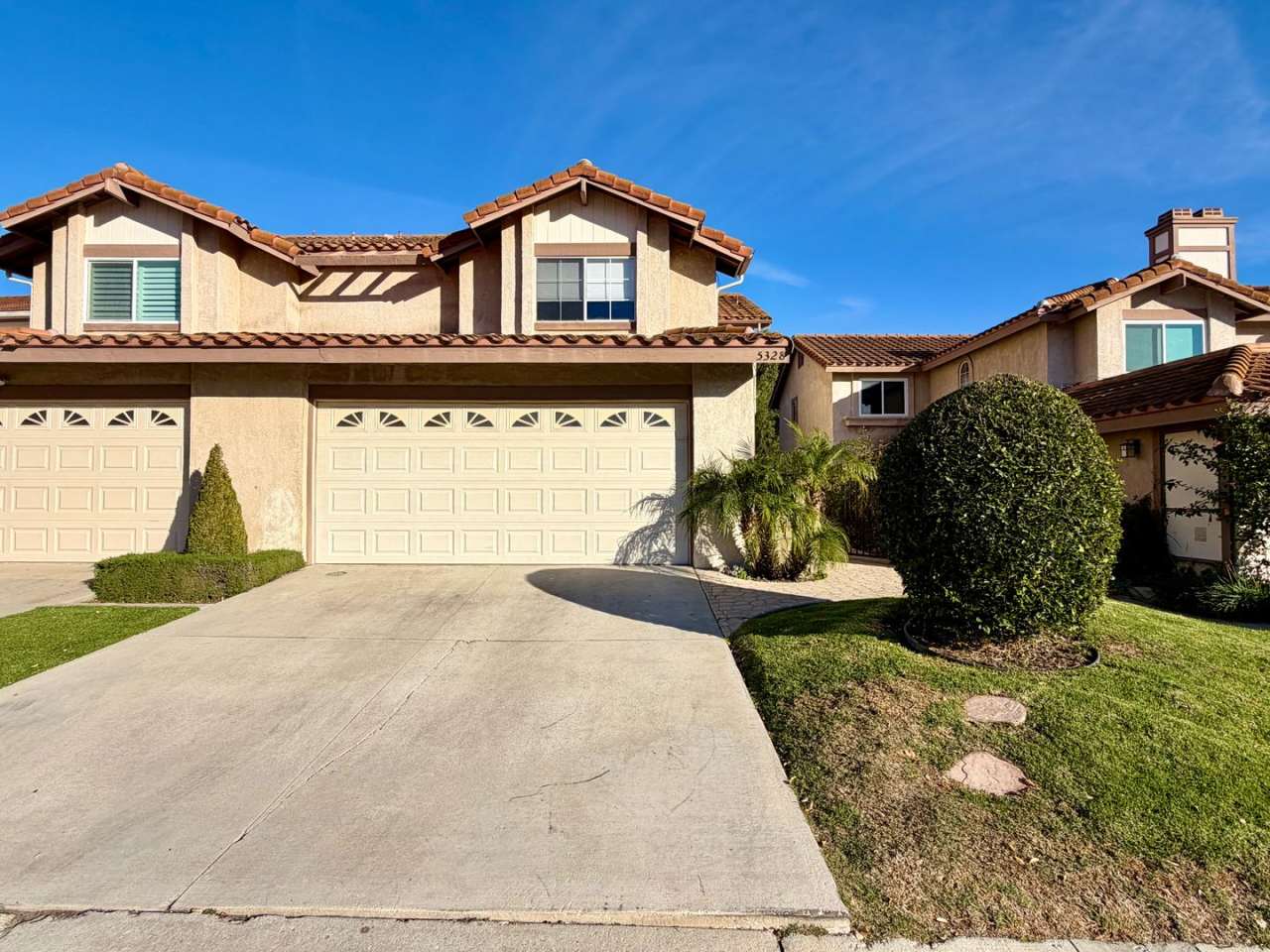 Beautifully updated 3 bedroom 2.5 bath home in Agoura Hills