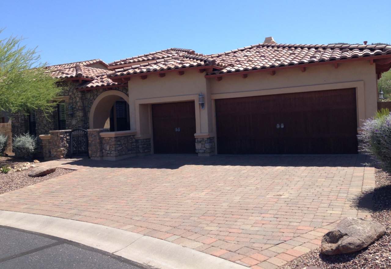 BEAUTIFUL HOME IN DESIRABLE LAS SENDAS!!