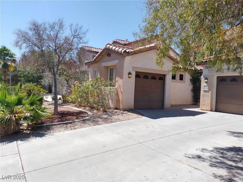 1700 Ravanusa Drive