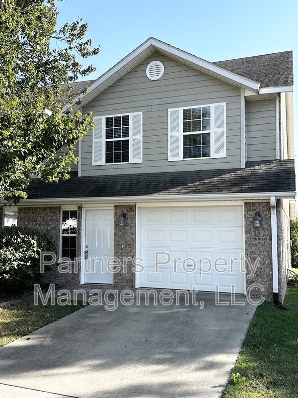 12267 Rambling Rose Way